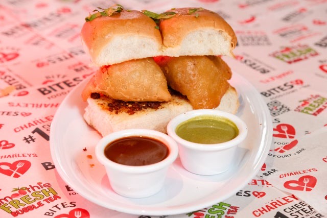 Samosa Pav (2 Pieces) at Ananda Kitchen, Langley Park