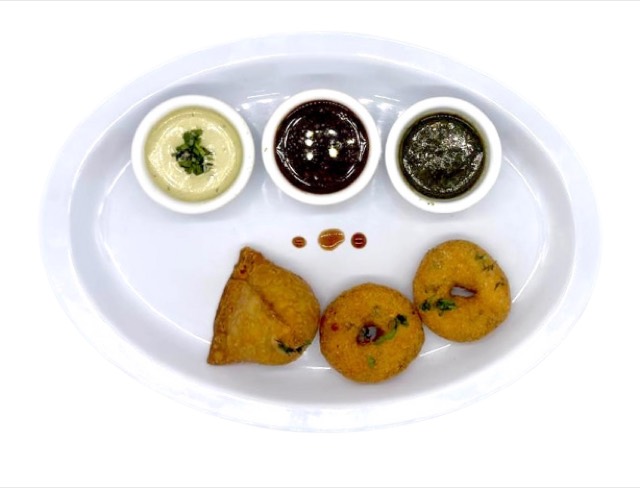 Combo of Appetizers at Ananda Kitchen, Langley Park